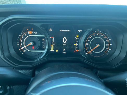 New 2026 Jeep Wrangler Unlimited Sahara AWD/4WD image 7