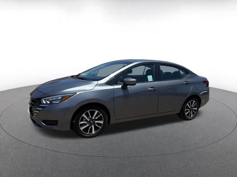Used 2025 Nissan Versa SV FWD image 8