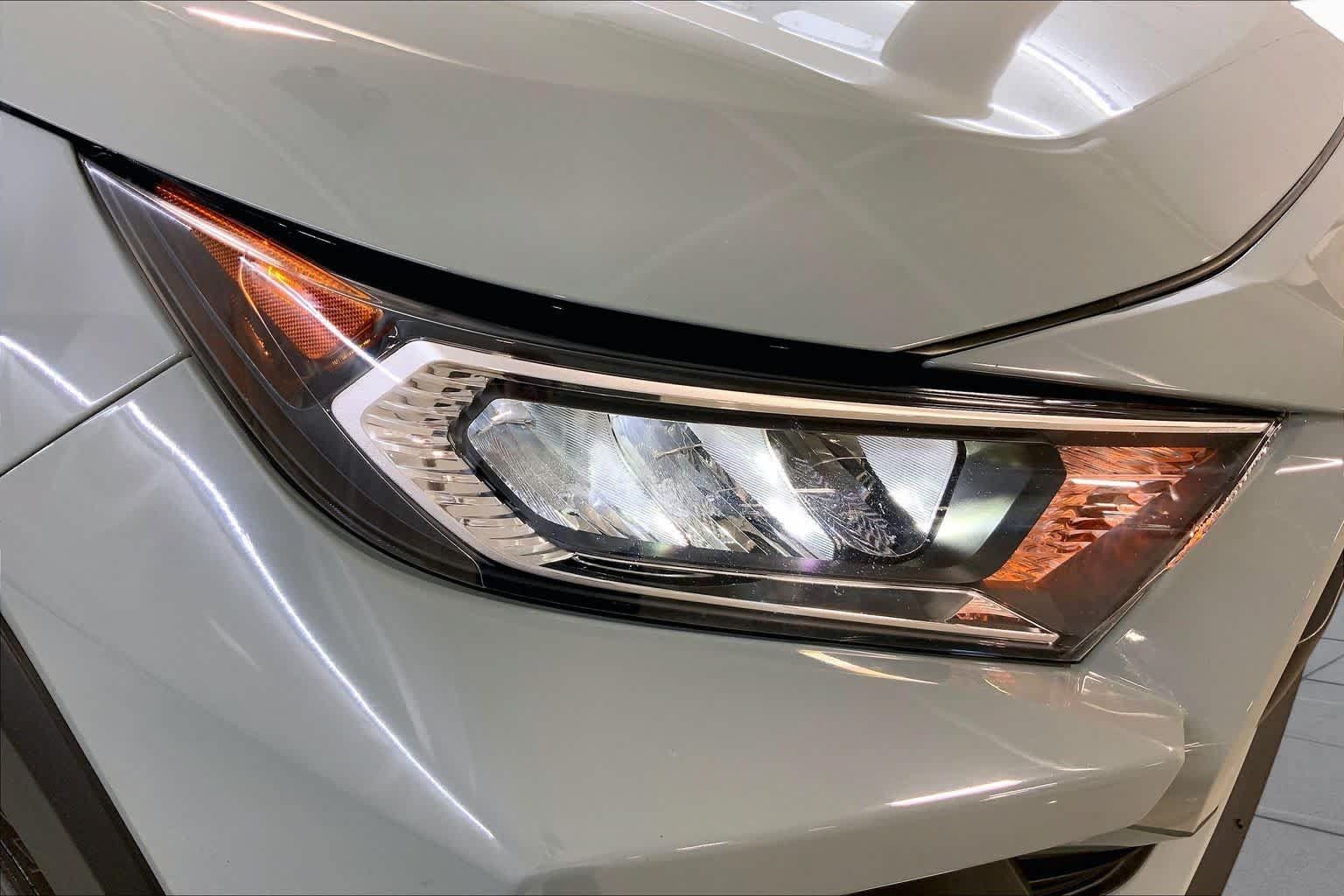 Used 2019 Toyota RAV4 Adventure w/ Cold Weather Package AWD/4WD image 27
