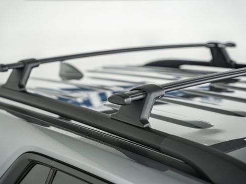 Used 2023 Chevrolet Traverse RS image 18