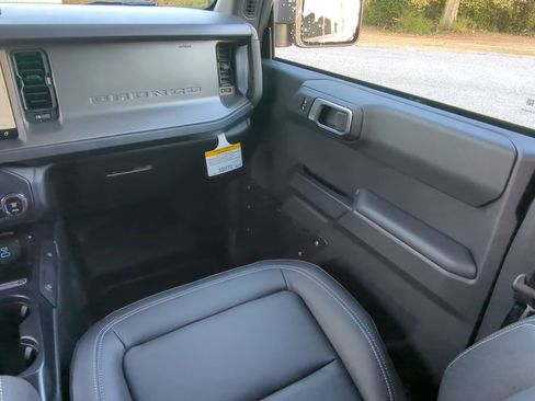 New 2025 Ford Bronco Big Bend image 15