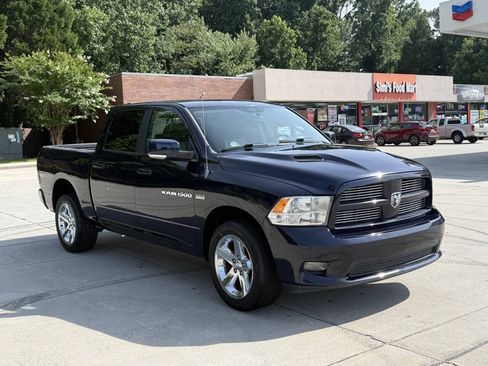 Used 2012 RAM 1500 Sport w/ Sport Premium Group RWD image 3