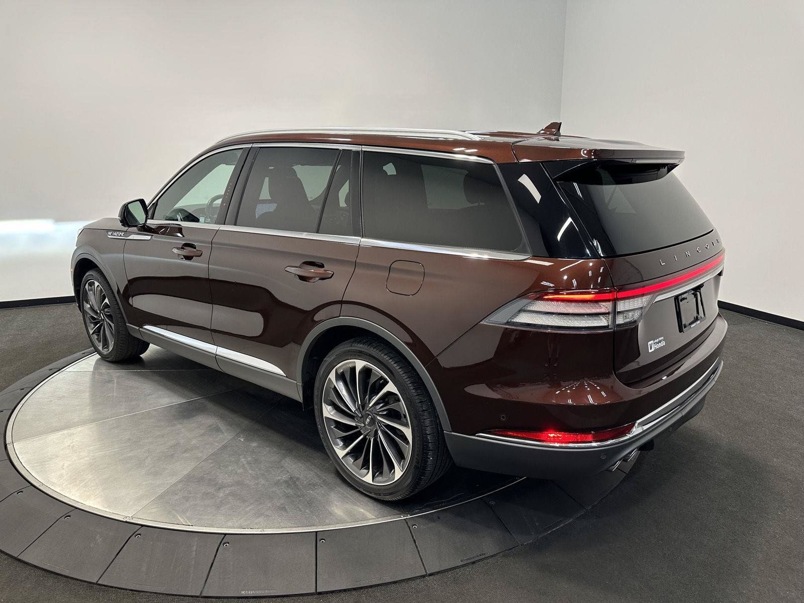 Used 2020 Lincoln Aviator Reserve w/ Equipment Group 202A AWD/4WD image 5