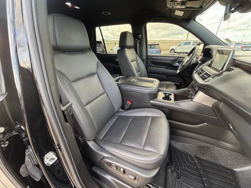 Used 2023 Chevrolet Tahoe Z71 w/ Off-Road Capability Package image 32