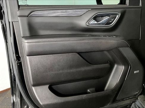 Used 2021 GMC Yukon SLT image 21