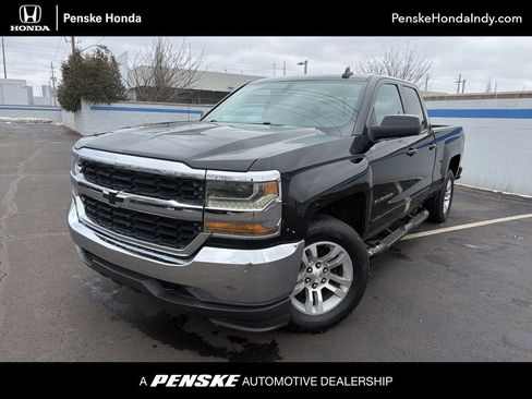 Used 2017 Chevrolet Silverado 1500 LT w/ LT Plus Package image 1