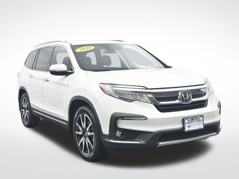 Used 2021 Honda Pilot Touring image 3