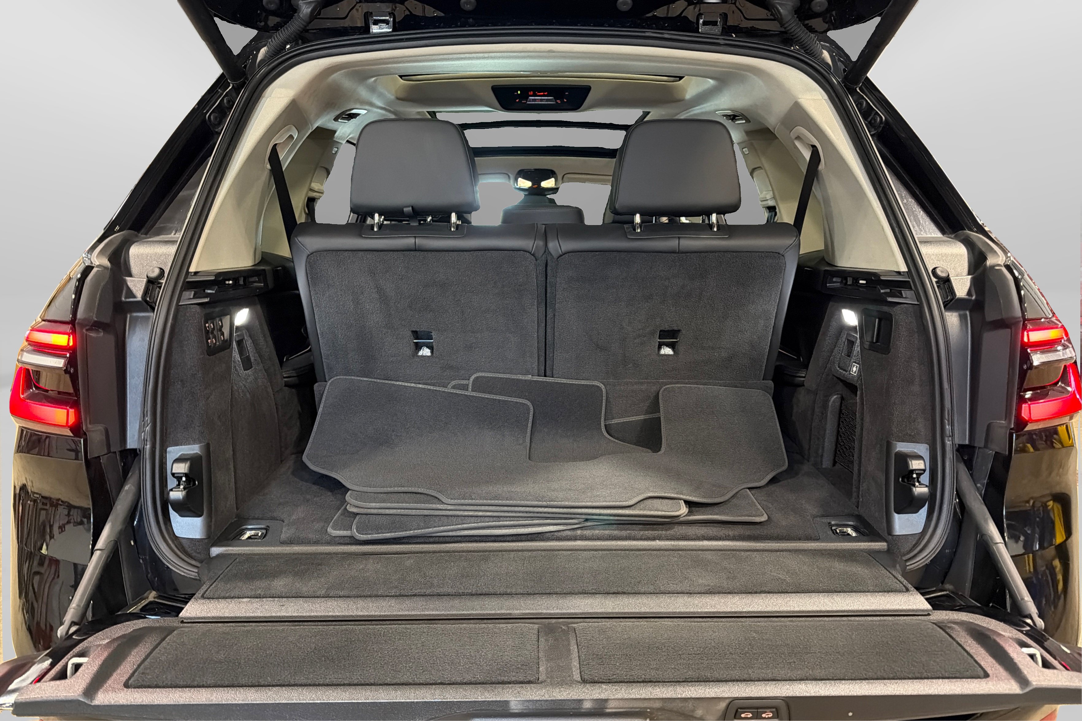 Used 2026 BMW X7 xDrive40i AWD/4WD image 48