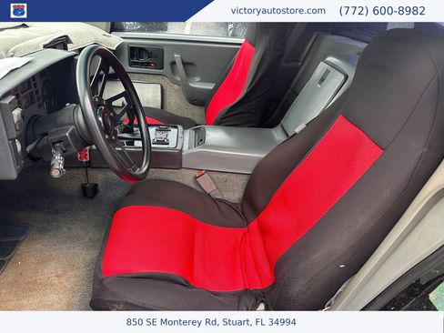 Used 1987 Pontiac Fiero GT RWD image 15