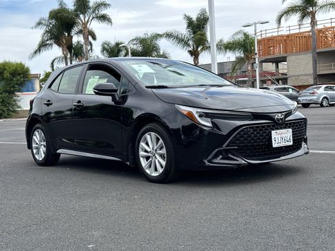 Certified 2023 Toyota Corolla SE FWD image 4