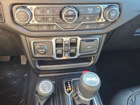 New 2025 Jeep Wrangler Unlimited Sport AWD/4WD image 19