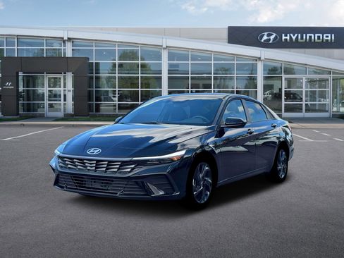 New 2026 Hyundai Elantra Sport FWD image 1