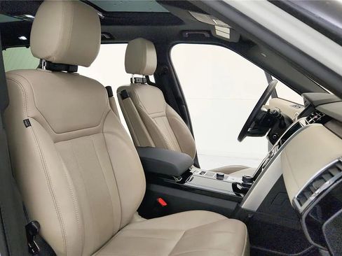 Used 2020 Land Rover Discovery HSE image 42