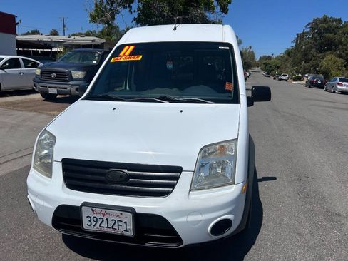 Used 2011 Ford Transit Connect XLT FWD image 2