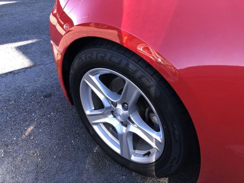 Used 2019 Chevrolet Camaro LT image 2