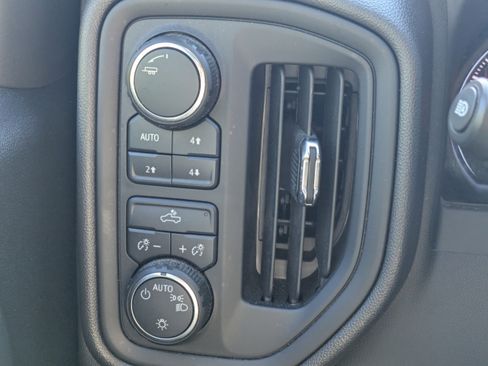 Used 2025 Chevrolet Silverado 1500 Custom Trail Boss image 24