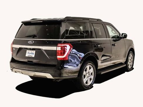 Used 2021 Ford Expedition XLT image 6