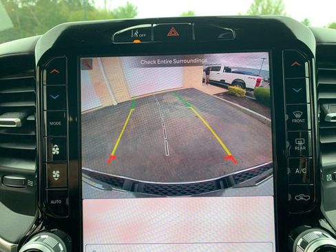 Used 2025 RAM 1500 Laramie image 27