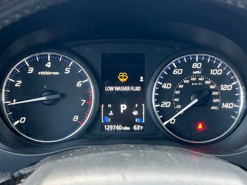 Used 2017 Mitsubishi Outlander ES image 26