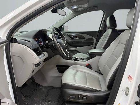 Used 2022 GMC Terrain SLT AWD/4WD image 12