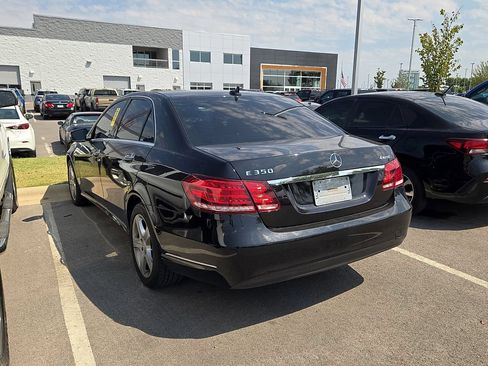 Used 2014 Mercedes-Benz E 350 4MATIC Sedan image 2