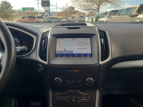 Certified 2020 Ford Edge SEL w/ Convenience Package image 12