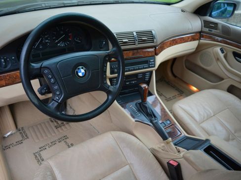 Used 1999 BMW 540i Sedan RWD image 10