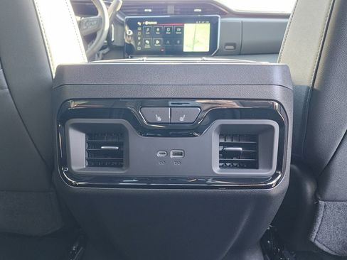 New 2026 GMC Sierra 2500 AT4 w/ AT4 Premium Plus Package image 51