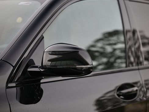 New 2026 BMW X5 xDrive40i w/ M Sport Package image 11