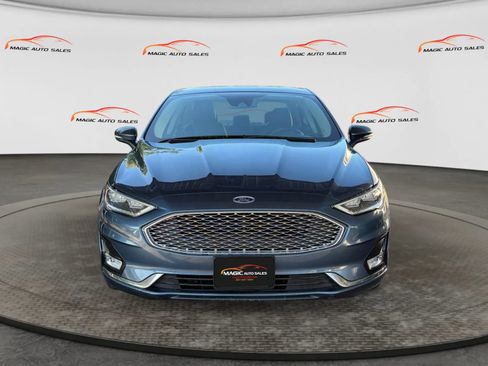 Used 2019 Ford Fusion Titanium FWD image 3