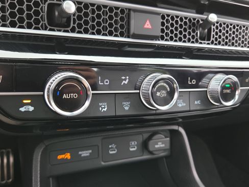 Used 2026 Honda Civic FWD Hybrid Sedan image 32