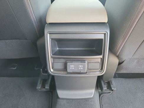 Used 2023 Subaru Forester AWD/4WD image 25