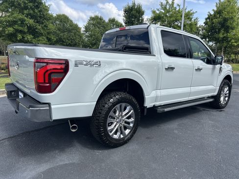 Used 2026 Ford F150 Lariat w/ Equipment Group 501A Mid AWD/4WD image 9