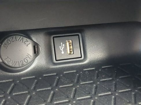 Certified 2025 Toyota RAV4 XLE AWD/4WD image 21