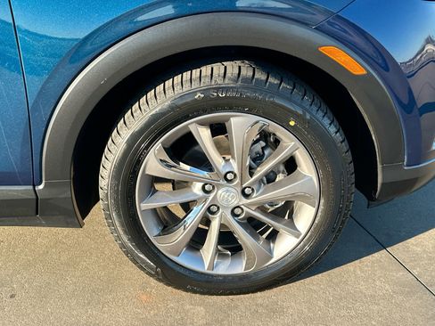 Used 2020 Buick Encore GX Essence w/ Experience Buick Package image 10