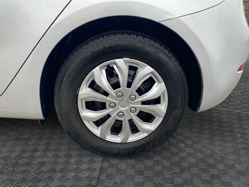 Used 2018 Kia Forte LX image 30