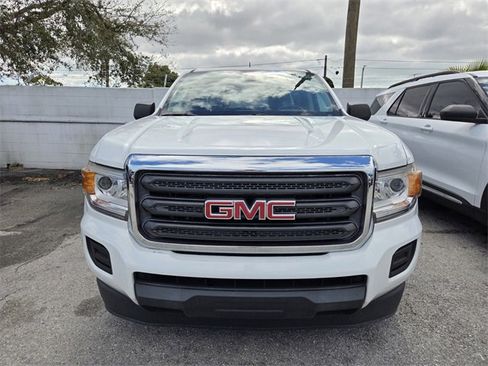 Used 2019 GMC Canyon 2WD Crew Cab w/ Convenience Package image 2