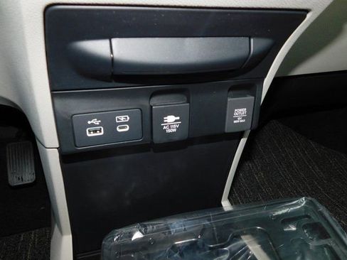 New 2026 Honda Odyssey Touring image 47