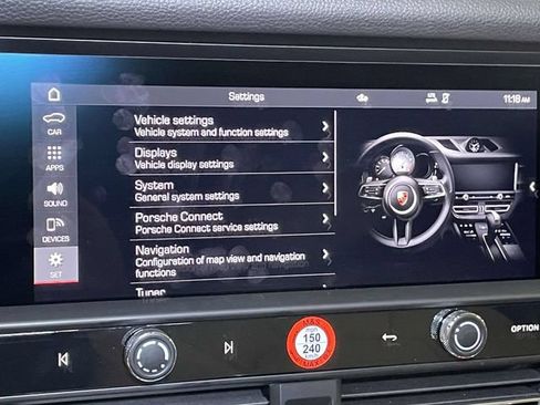 Certified 2026 Porsche Macan S AWD/4WD image 35