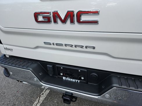 Certified 2025 GMC Sierra 1500 SLT w/ SLT Premium Plus Package image 5