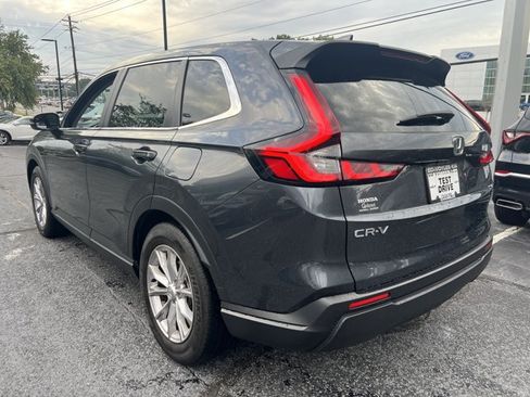 Used 2024 Honda CR-V EX image 3