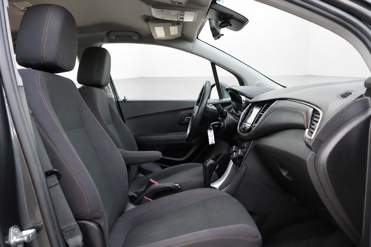 Used 2019 Chevrolet Trax LS FWD image 21