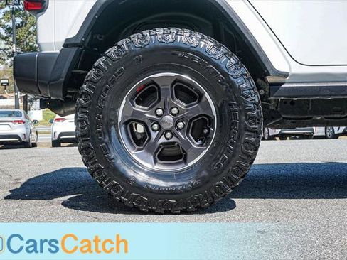 Used 2018 Jeep Wrangler Unlimited Sahara w/ LED Lighting Group image 16