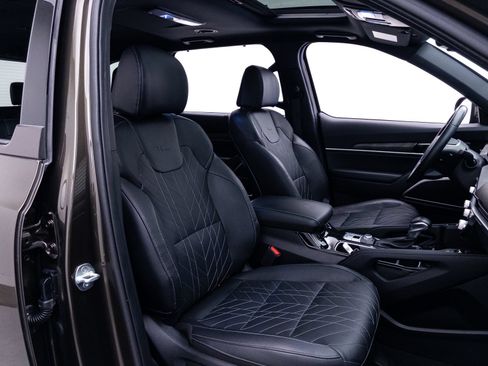 Certified 2024 Kia Telluride EX X-Line AWD/4WD image 43