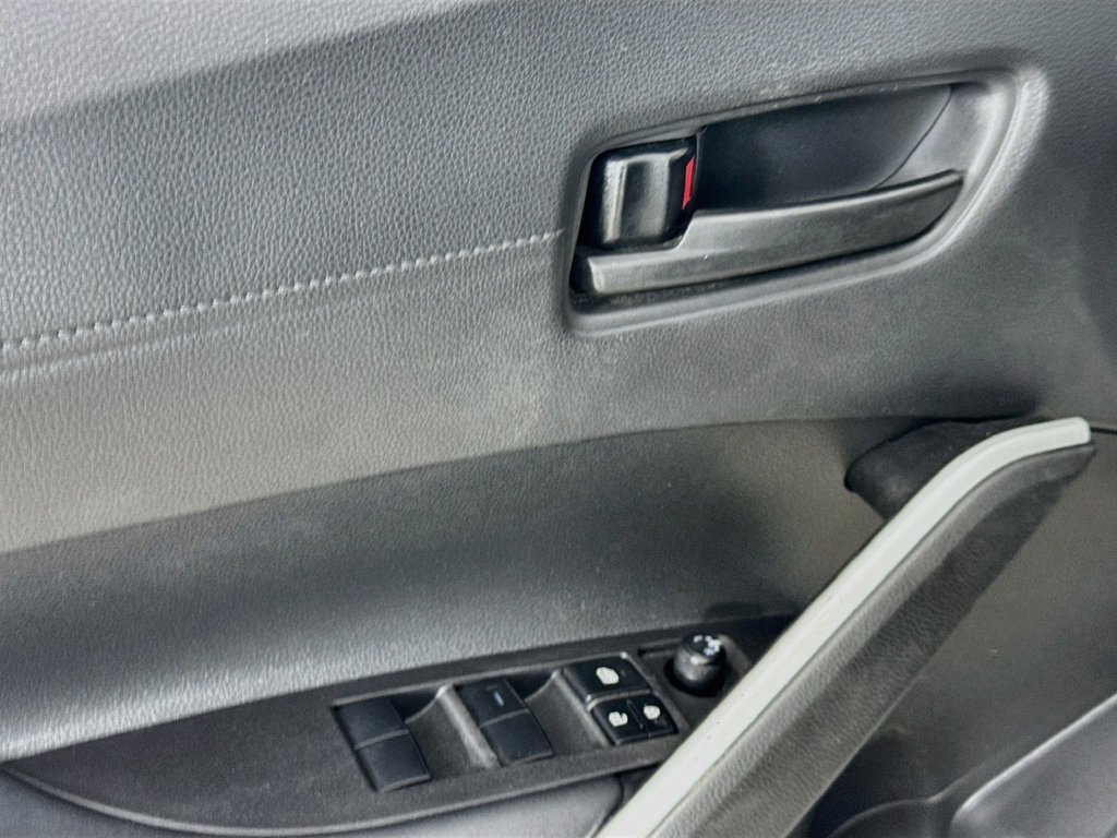 Used 2025 Toyota Corolla Cross AWD Hybrid image 21