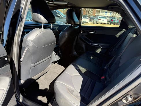 Used 2019 Toyota Avalon XSE image 29