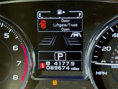 Used 2018 Subaru Forester 2.5i Premium AWD/4WD image 2