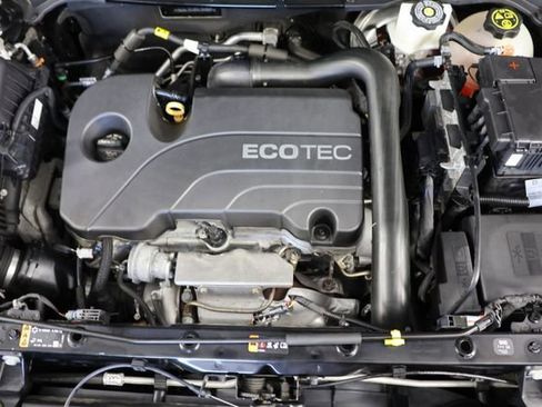 Used 2021 GMC Terrain SLE w/ Driver Convenience Package image 24