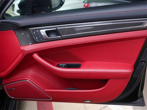 Certified 2023 Porsche Panamera GTS image 37