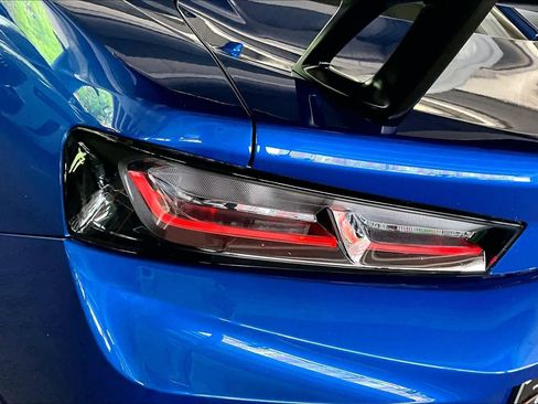 Used 2018 Chevrolet Camaro ZL1 RWD image 28